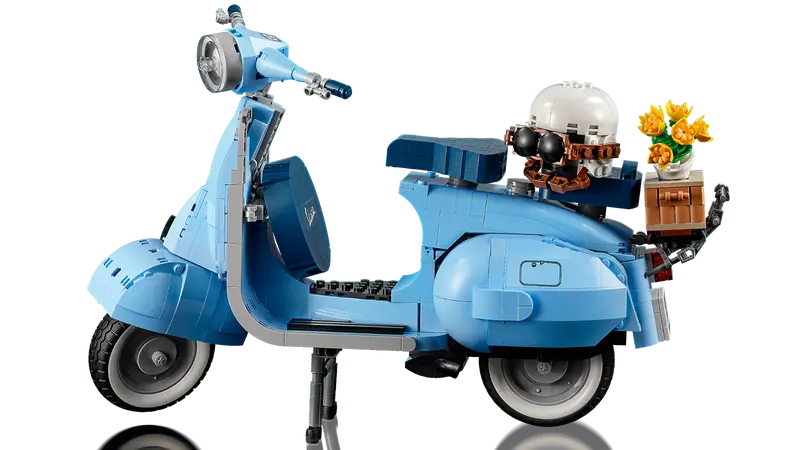 Vespa 125 Bike LEGO Icons