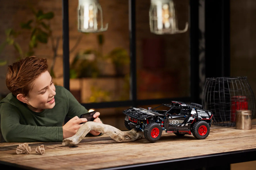 Audi RS Q e-tron X Lego Technic 42160