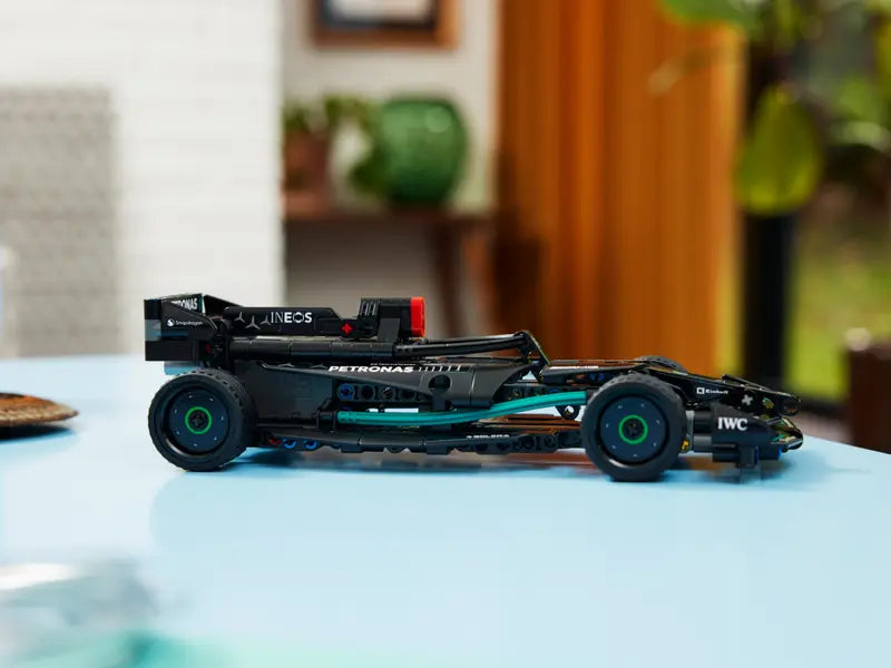 Mercedes-AMG F1 W14 E Performance Pull-Back LEGO Technic